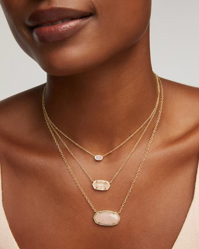 Elisa Gold Pendant Necklace in Rose Quartz